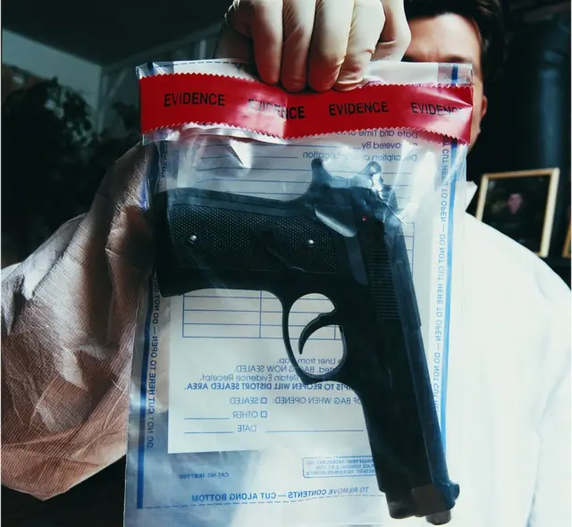 2016 પછી દેશમાં હથિયાર ઉત્પાદન, રિપેરિંગ તથા પરીક્ષણને માટેની પ્રક્રિયા કેન્દ્ર સરકાર દ્વારા ઑનલાઇન કરી દેવામાં આવી છે