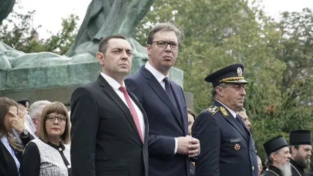 Predsednik Aleksandar Vučić i ministar odbrane Aleksandar Vulin