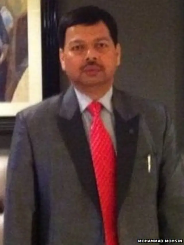 निवडणूक अधिकारी