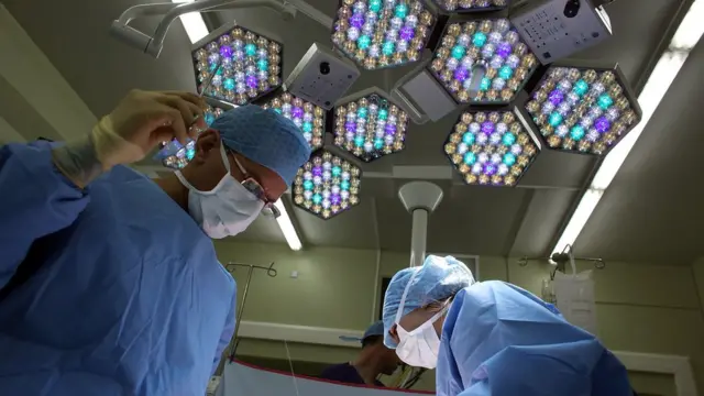 операція хірурги