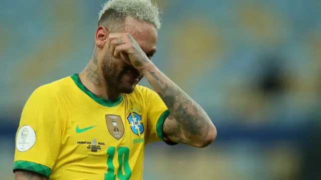 ম্যাচ শেষে নেইমারের কান্না, ব্রাজিল ধরে রাখতে পারেনি কোপা আমেরিকার শিরোপা