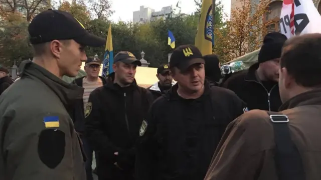 Семен Семенченко біля наметів