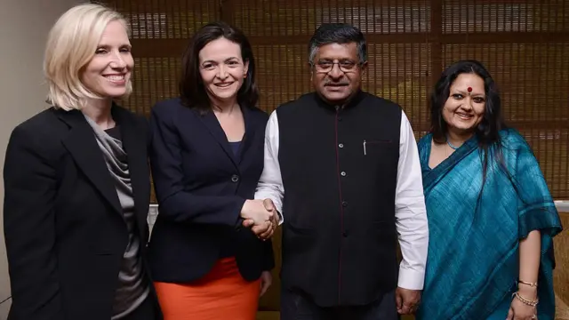 रविशंकर प्रसाद के साथ अंखी दास