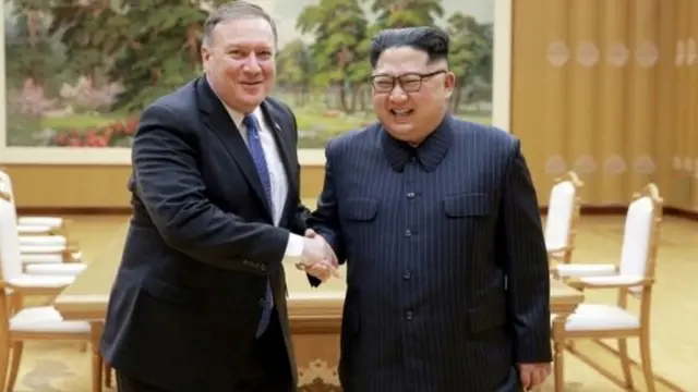 અમેરિકન વિદેશ મંત્રી માઇક પોમ્પિયો ઉત્તર કોરિયાના નેતા કિંમ જોંગ-ઉન સાથે