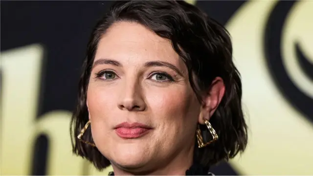 „Sedam miuževa Ivlin Hjugo", još jedan roman Tejlor Dženkins Rid je predmet televizijske adaptacije