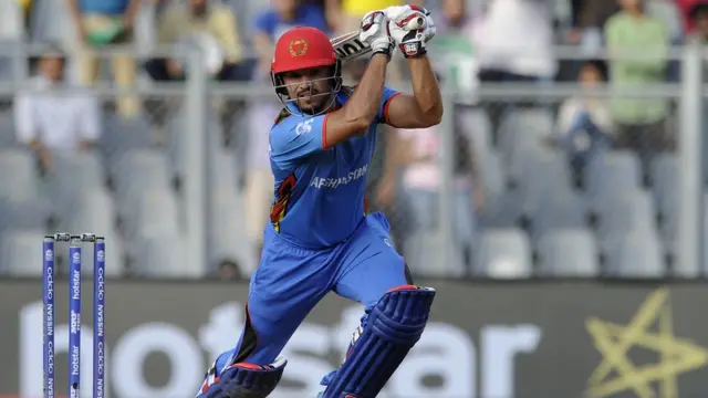 ګلبدين نايب