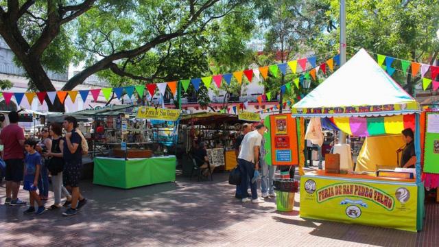 La Feria de San Telmo es una feria de antigüedades que se realiza cada domingo en la Ciudad de Buenos Aires.