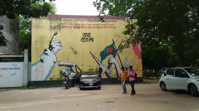 স্বাধীন বাংলাদেশে এ পর্যন্ত মোট সাতবার অনুষ্ঠিত হয়েছে ডাকসু নির্বাচন