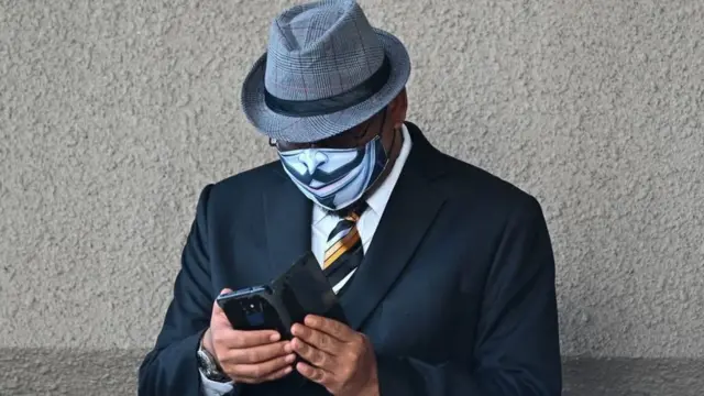 क्या भारत से मलेशिया पहुंचा 10 गुना ज़्यादा संक्रामक कोरोना वायरस?