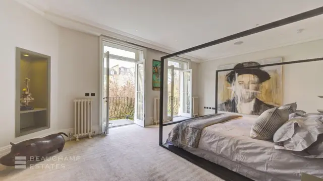 द लिटल बॉल्टन्स