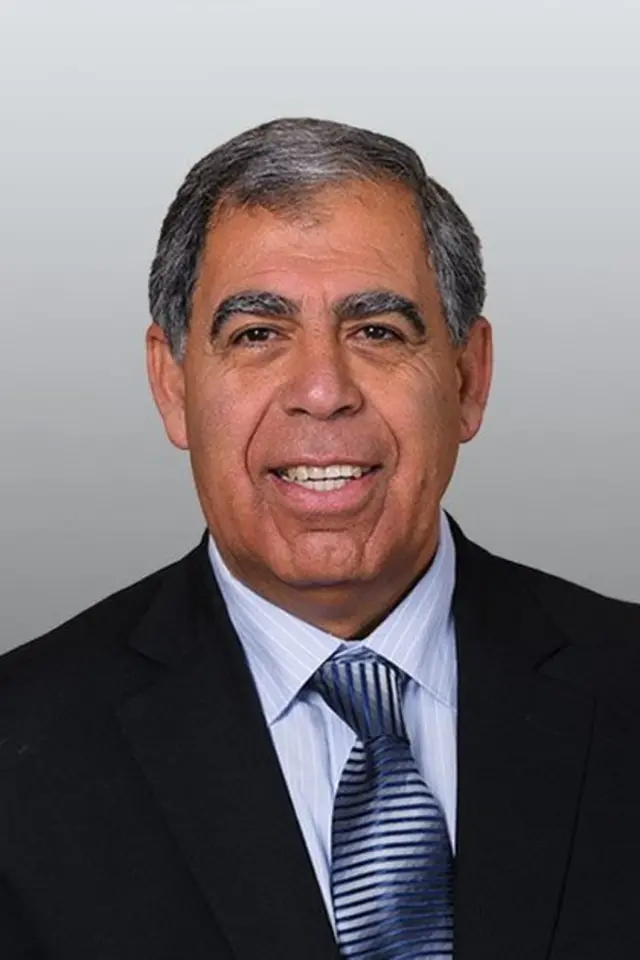 مایکل "میکی" لوی