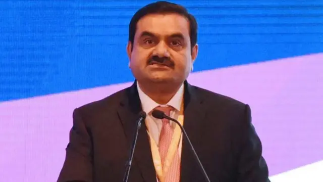 અદાણી જૂથની ત્રણ લિસ્ટેડ કંપનીઓના શૅરના ભાવમાં 300 ગણો વધારે થયો છે.