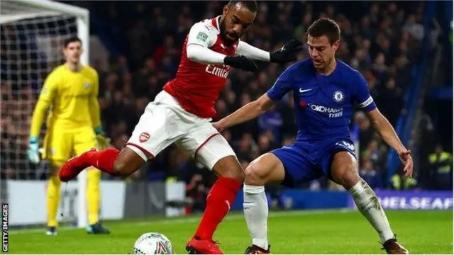 Alexandre Lacazette amesema uamuzi kuhusu mkataba mpya Arsenal si wa kwake pekee