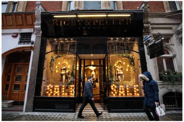 "裏格比&佩勒"內衣店