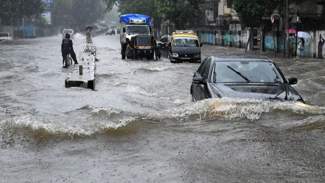 पाण्याखाली जाणारं शहर