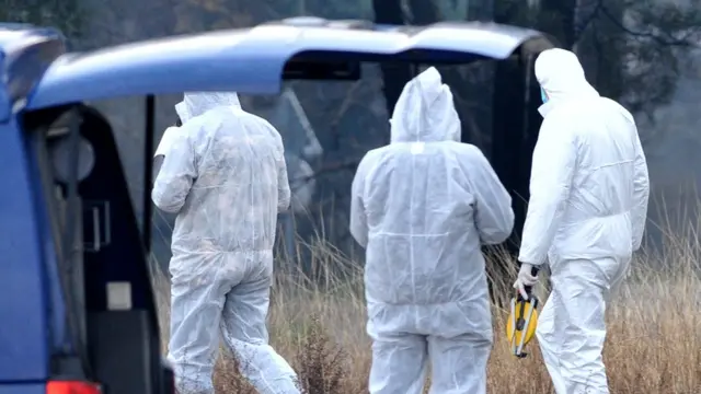 Полиция снаружи посольства США в Черногории