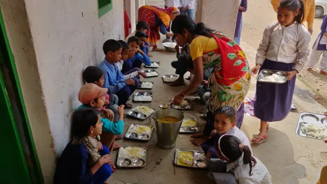 नेहा दीक्षित