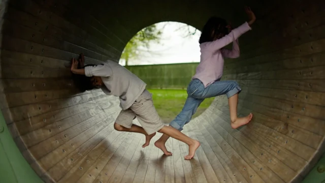 En un ambiente corporativo, asumir las paradojas puede encender la chispa de la creatividad.