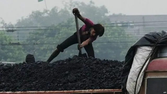 કોલસમાં કામ કરતો માણસ