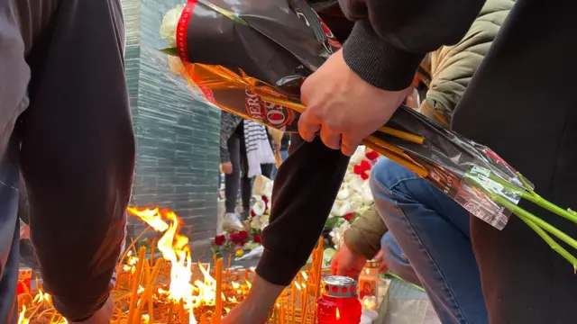 pucnjava u Beogradu, škola, sveće, poruke