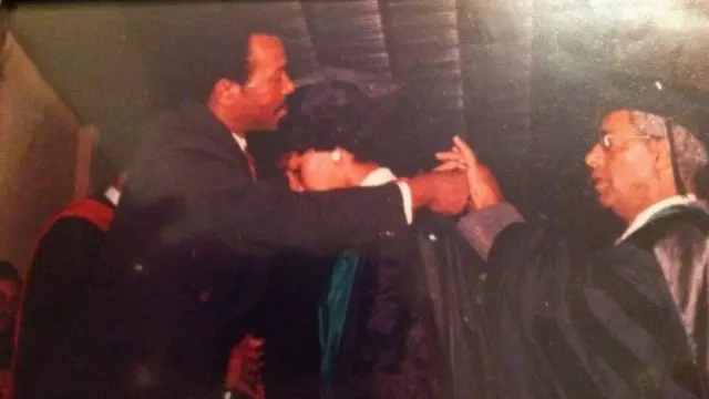 ፕሮፌሰር ሃረገወይኒ ኣሰፋ ተሸላሚት ተመራቂት ተመሃሪት ኮይና ኮሎኔል መንግስቱ ሃይለማርያም ሽልማት ኣበርኪቱላ፤ 1976 ዓ.ም