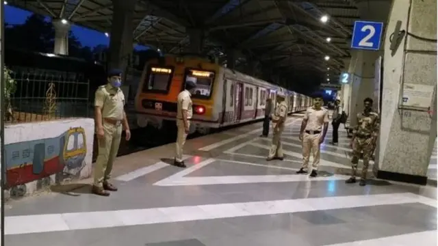 लोकल सेवा