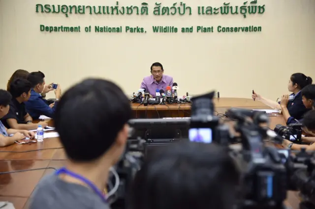 โฆษกกรมอุทยานแห่งชาติฯ แถลงข่าวชี้แจง