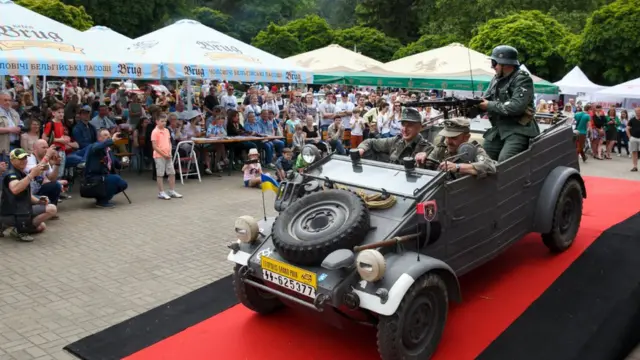 Фестиваль ретро автомобілів у Львові