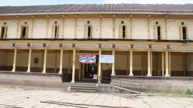 डॉ. बाबासाहेब आंबेडकर, मुंबई, दलित, राजकारण