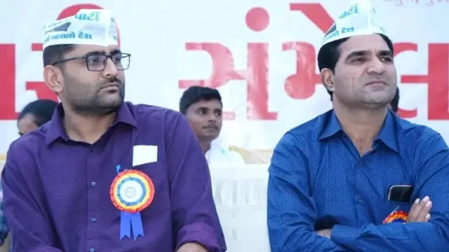 સુરતની ચૂંટણીમાં પાટીદારોએ આમ આદમી પાર્ટીને નિણાયક બનાવી હતી. યુવા પાટીદાર નેતા ગોપાલ ઇટાલિયા (ડાબે) આમ આદમી પાર્ટીના ગુજરાત અધ્યક્ષ છે.