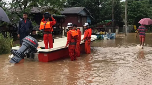 ကယ်ဆယ်ရေးလုပ်သား,ကရင်