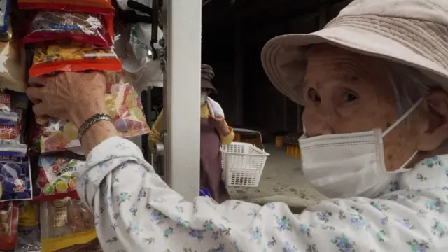 A customer at a Tokushimaru truck