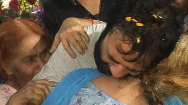 யார் இந்த கஃபீல் கான்? எதற்காக சிறை சென்றார்?