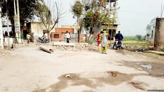 ਪਿੰਡ ਦਾ ਚੌਂਕ