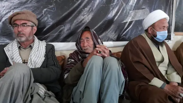 عمران خان، ہزارہ، مچھ