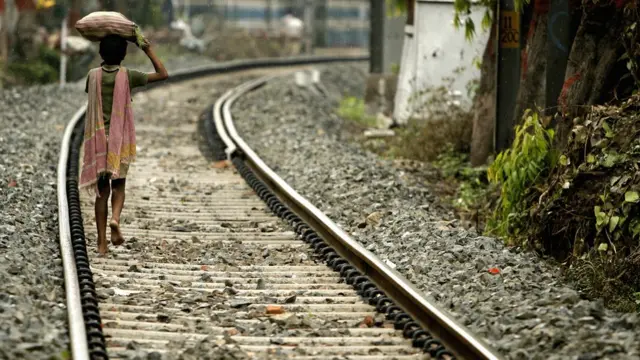 రైలు పట్టాలు