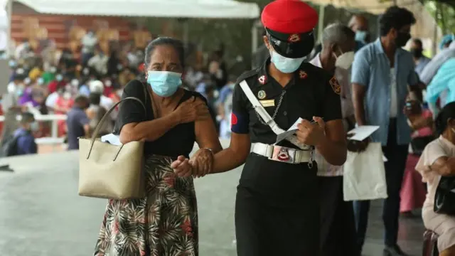 එන්නත් මධ්‍යස්ථාන