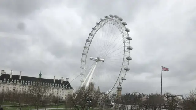 Лондон чархпалаги