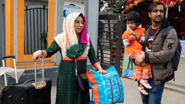 উহান থেকে ফেরত আসা এই পরিবারটি ১৪দির কোয়ারেনটিনে ছিল। পরে তাদের ছেড়ে দেয়া হয়।