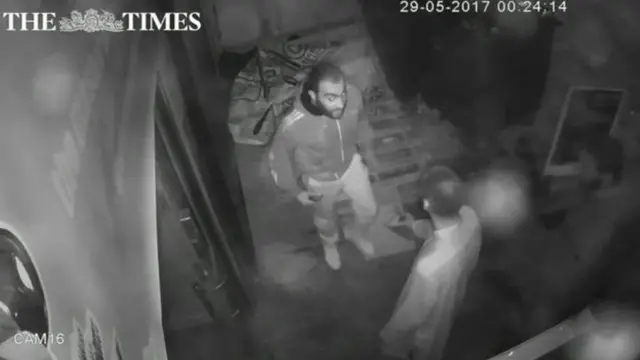 Ba kẻ khủng bố Rachid Redouane, Khuram Butt, và Youssef Zaghba (từ trái sang phải) gặp nhau 5 ngày trước khi gây ra vụ tấn công