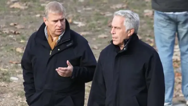 الأمير أندرو تعرض لانتقادات بسبب صداقته لإبستين، واضطر للاستقالة من منصب المبعوث التجاري للمملكة المتحدة