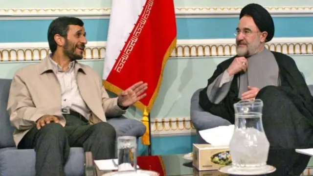 محمود احمدی نژاد و محمد خاتمی