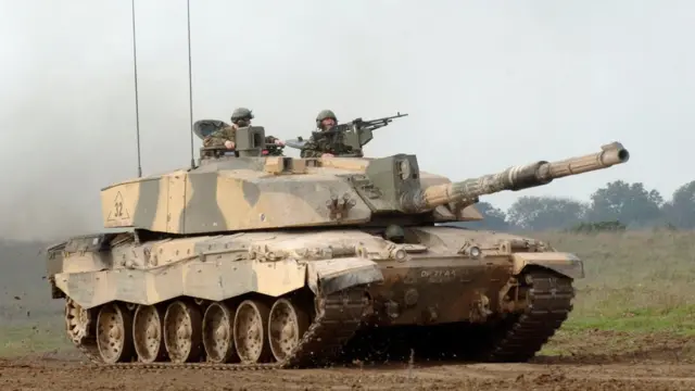 Британский танк Challenger