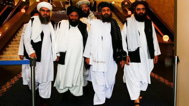 دا خبرو قطر کې د طالبانو د سیاسي دفتر غړو او امریکایي پلاوي ترمنځ کېږي