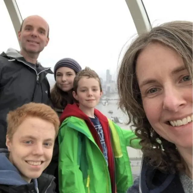 대릴 빙엄은 아이들에게 신장을 제공할 수가 없었다