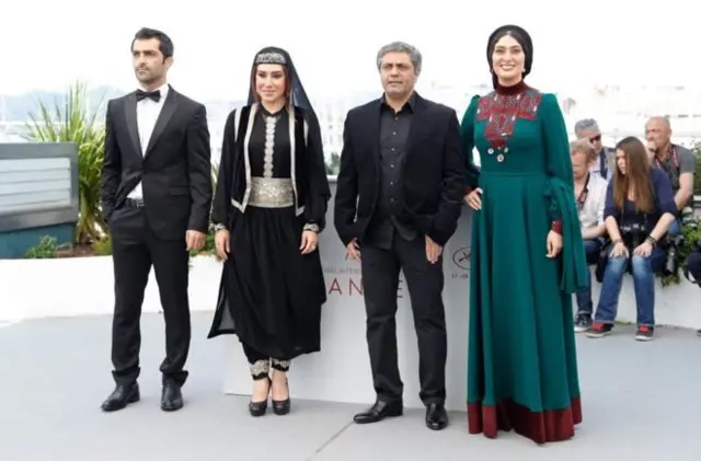 از راست به چپ: سودابه بیضایی، محمد رسول‌اف (کارگردان)، نسیم ادبی، و محمد اخلاقی‌راد در کن