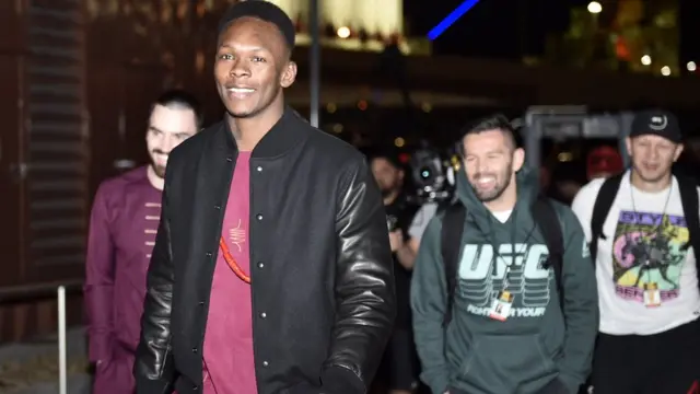 Israel Adesanya vs Yoel Romero