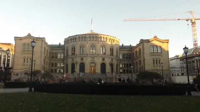 Здание парламента в Норвегии