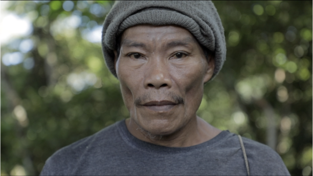 Anius Dadoali, yang biasa dipanggil Bu Niu adalah warga lokal yang menemukan seriwang sangihe tahun 1998.