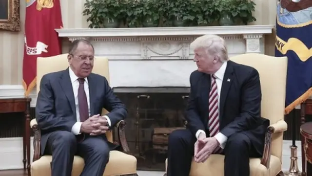 रूसी विदेश मंत्री सर्गेई लावरोव और डोनल्ड ट्रंप